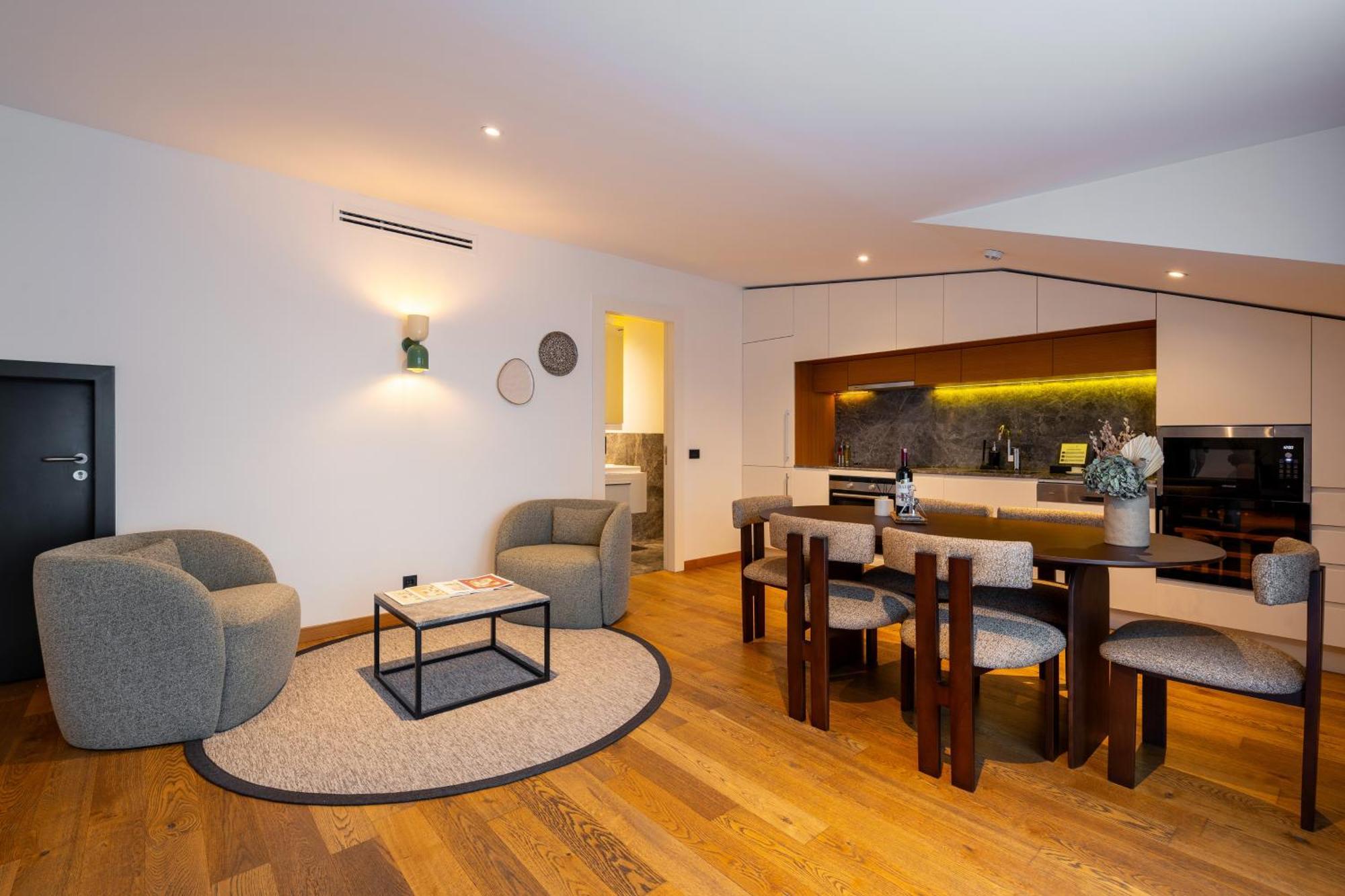 Ando Living - Taksim Gumussuyu Townhouse Aparthotel Istanbul Exterior photo